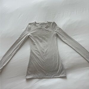 Aritzia Contour Light Gray Top